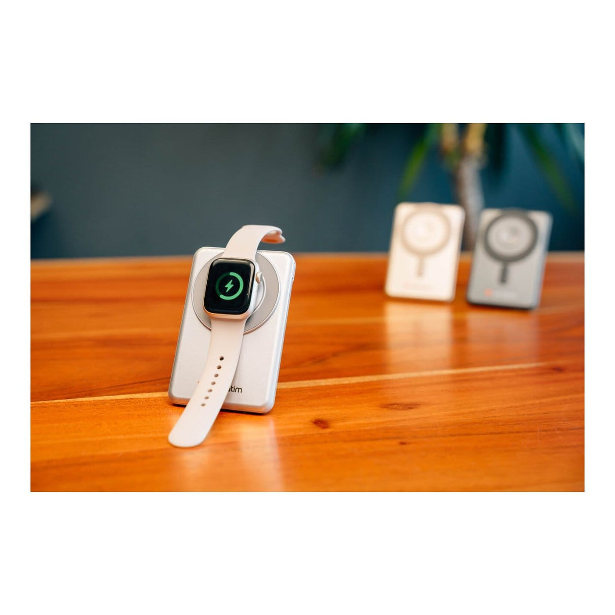 Verbatim 5,000mAh Charge n Go Two Cable Magnetic Wireless Charging Power Bank Silver 32276