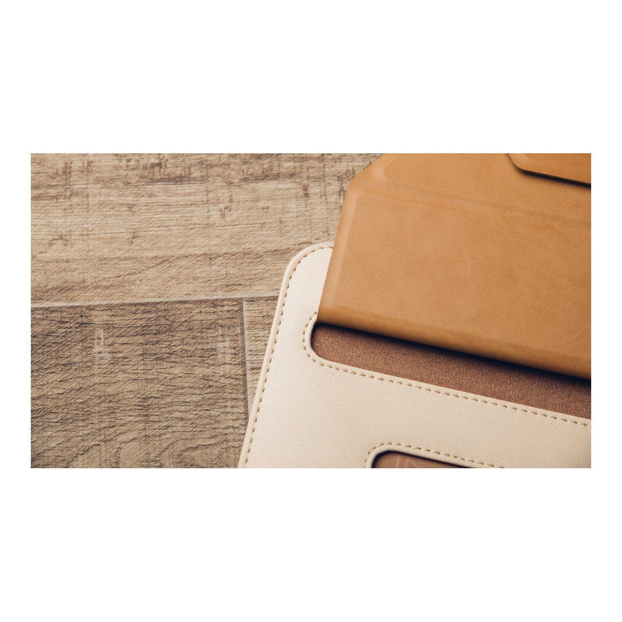 Moshi Muse 3-in-1 13-inch Slim Notebook Case Seashell White 99MO034101