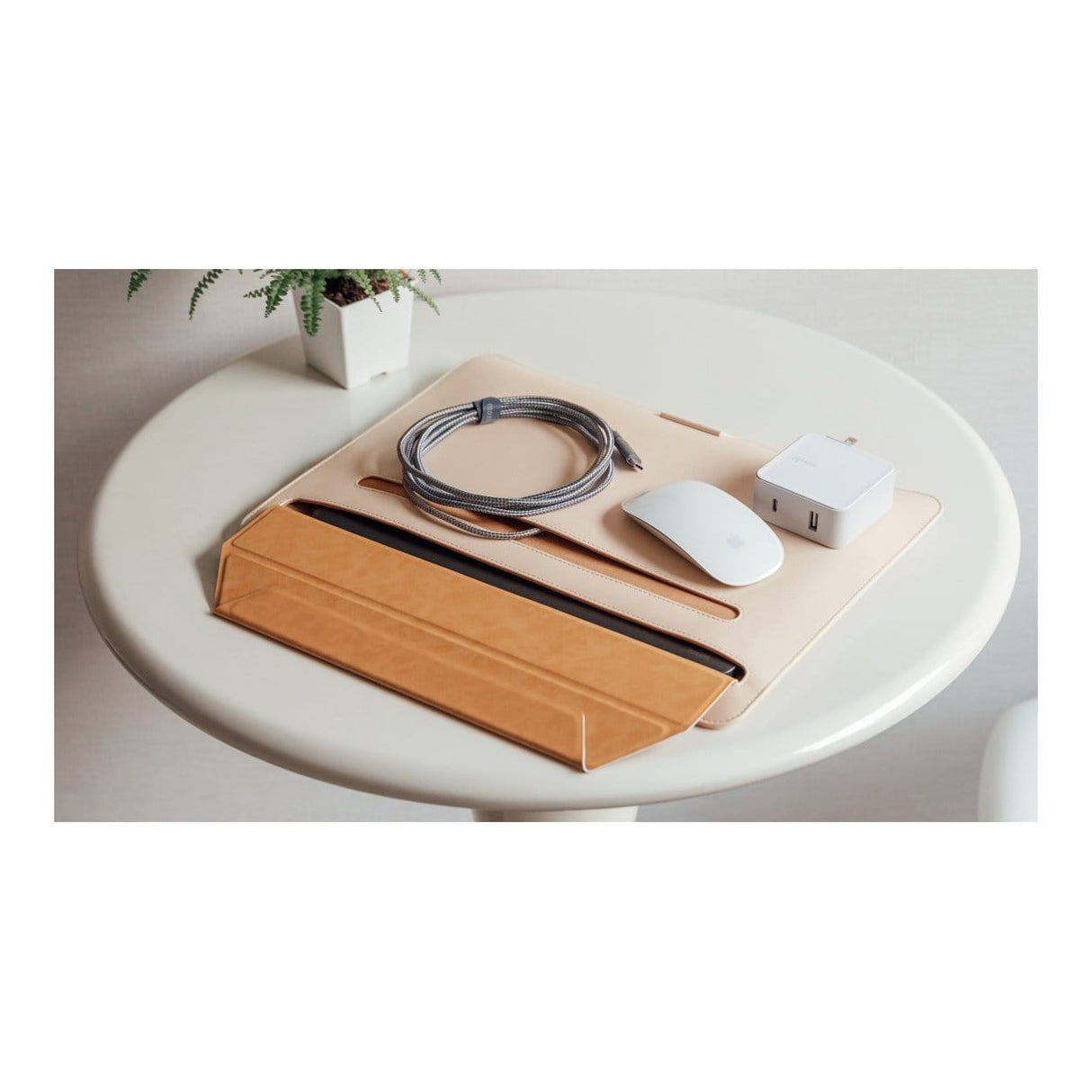 Moshi Muse 3-in-1 13-inch Slim Notebook Case Seashell White 99MO034101