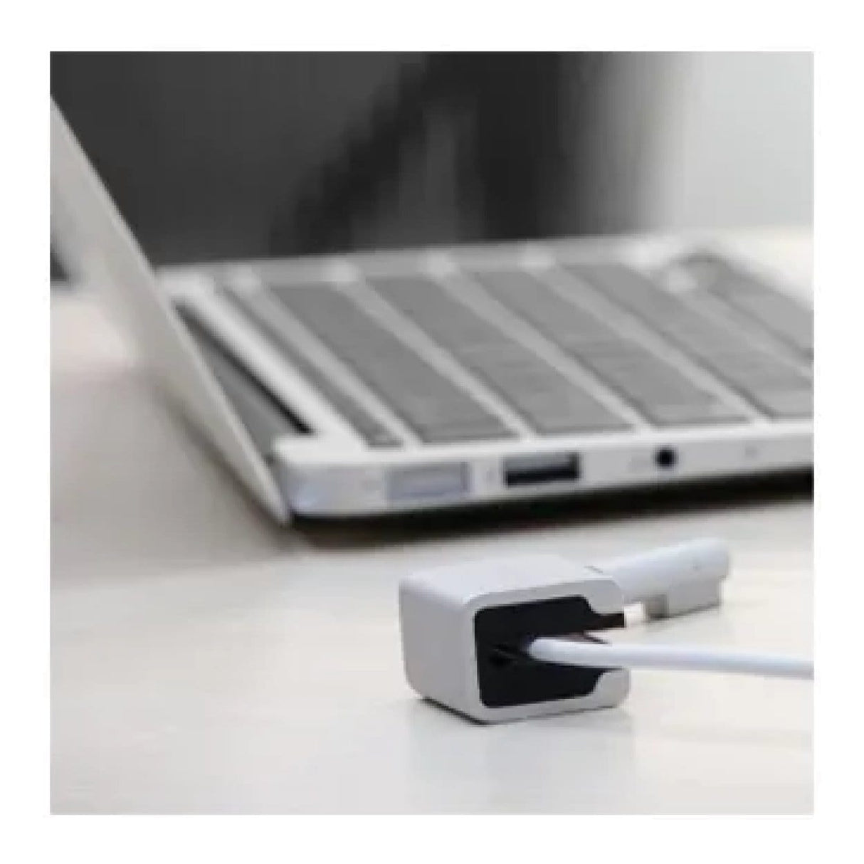 Just-Mobile Alucube Mini Designer Cable Organizer AC-828