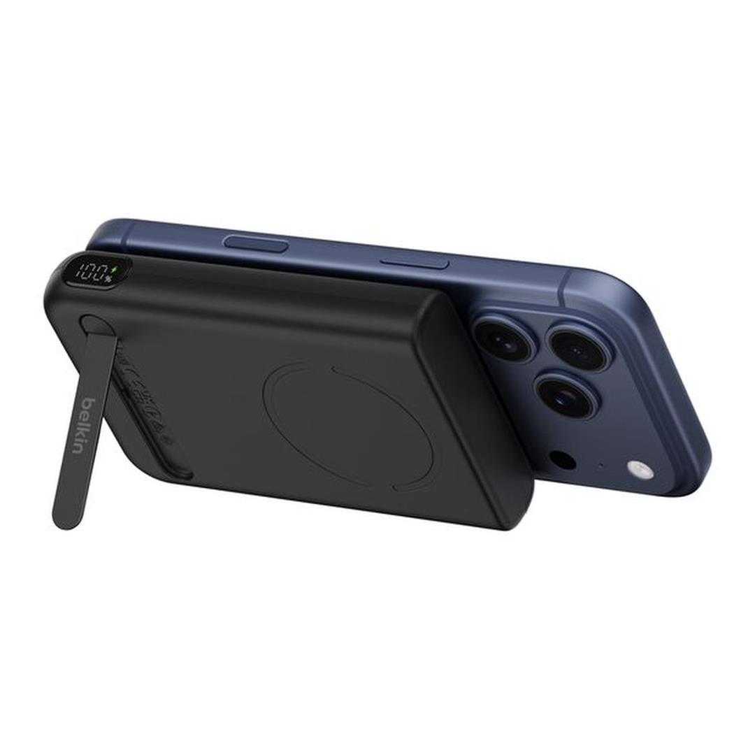 Belkin UltraCharge Pro 10000mAh Qi2 25W Magnetic Power Bank with Kickstand and Digital Display Black BPD014HQBK