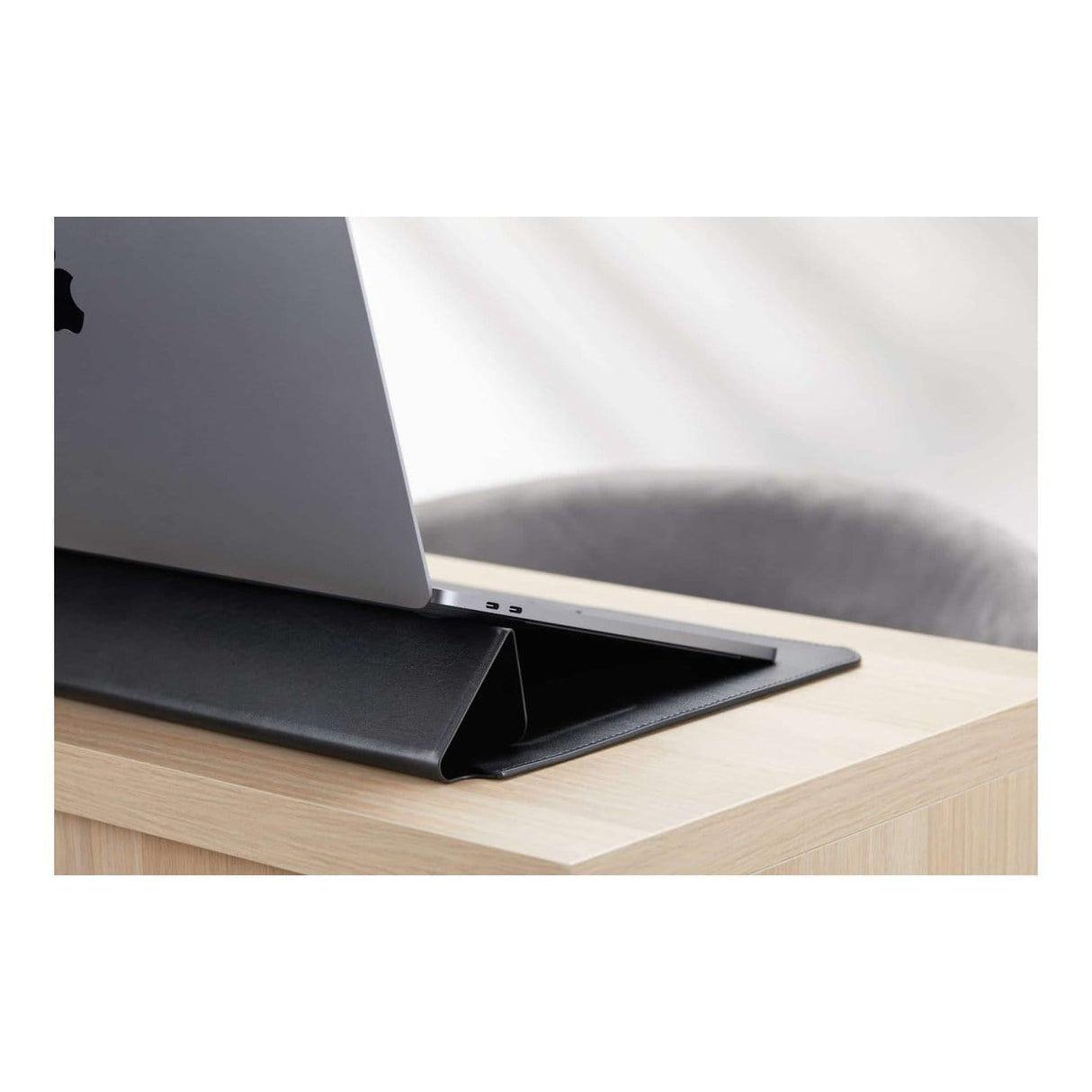 Hyper HyperShield Stand & Go Sleeve for 13-14-inch MacBook Pro and Air - Black HS595-14B