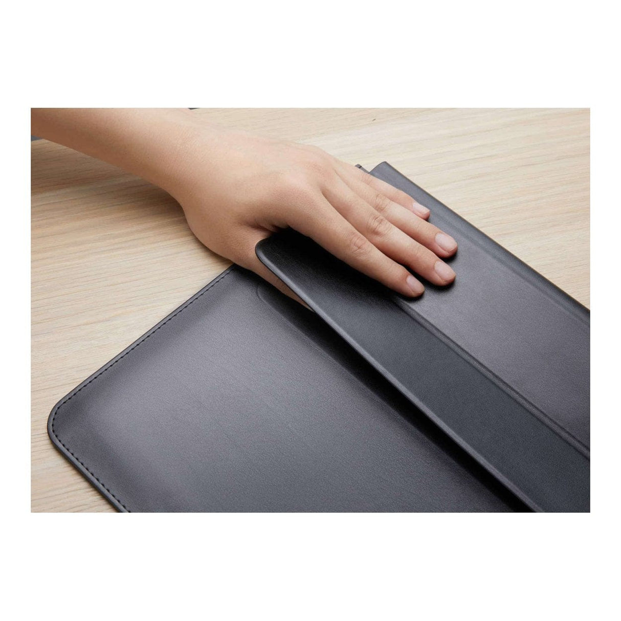 Hyper HyperShield Stand & Go Sleeve for 13-14-inch MacBook Pro and Air - Black HS595-14B