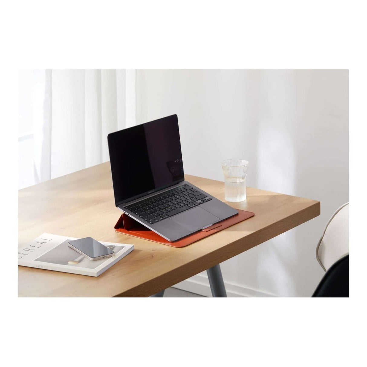 Hyper HyperShield Stand & Go Sleeve for 13-14-inch MacBook Pro and Air - Tan HS595-14T