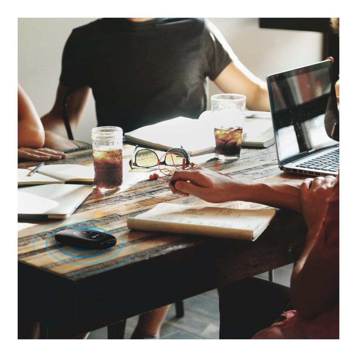 TP-Link MiFi M7000 4G LTE Mobile Wi-Fi Router