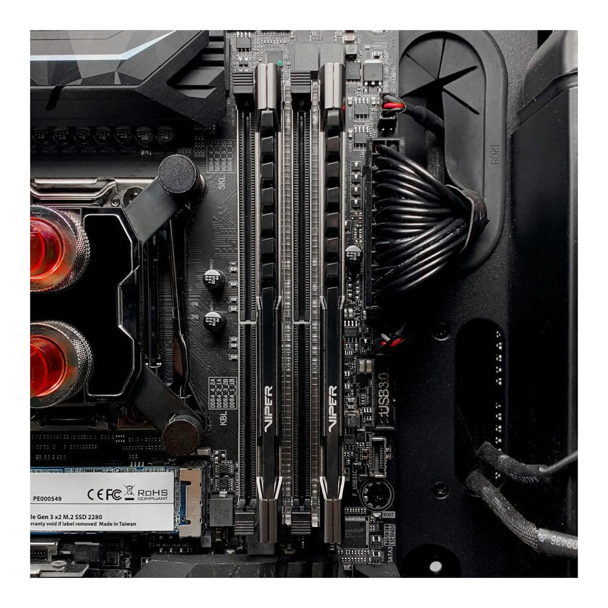 Patriot Viper Steel PVS432G320C6K Memory Module 32GB DDR4 3200MHz