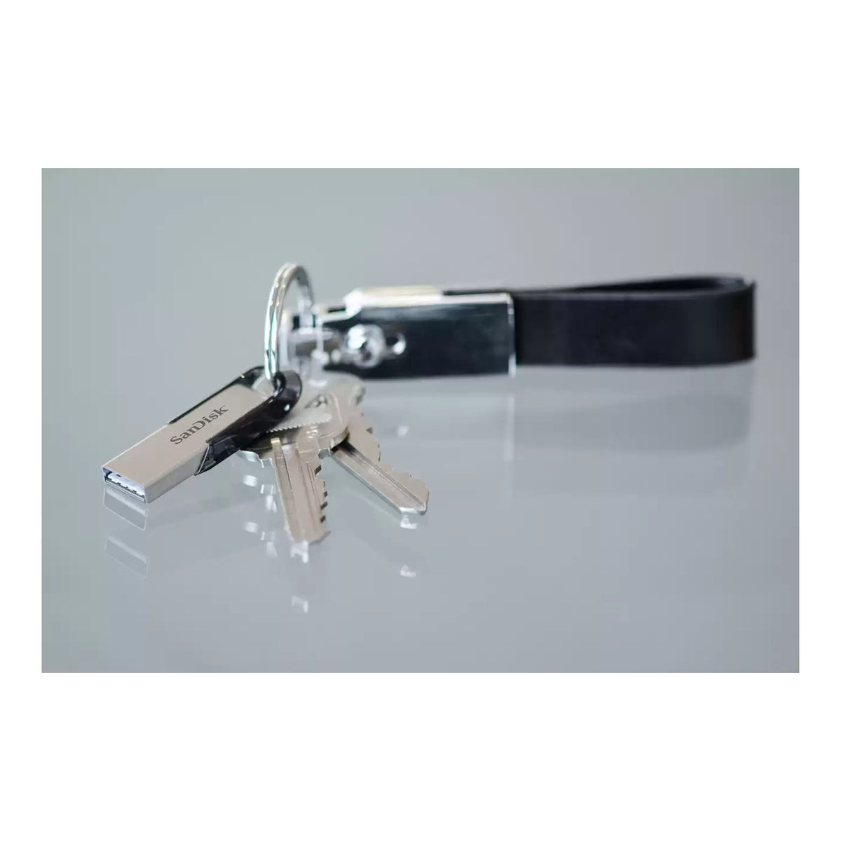 SanDisk Ultra Flair 128GB USB 3.2 USB Flash Drive SDCZ73-128G-G46