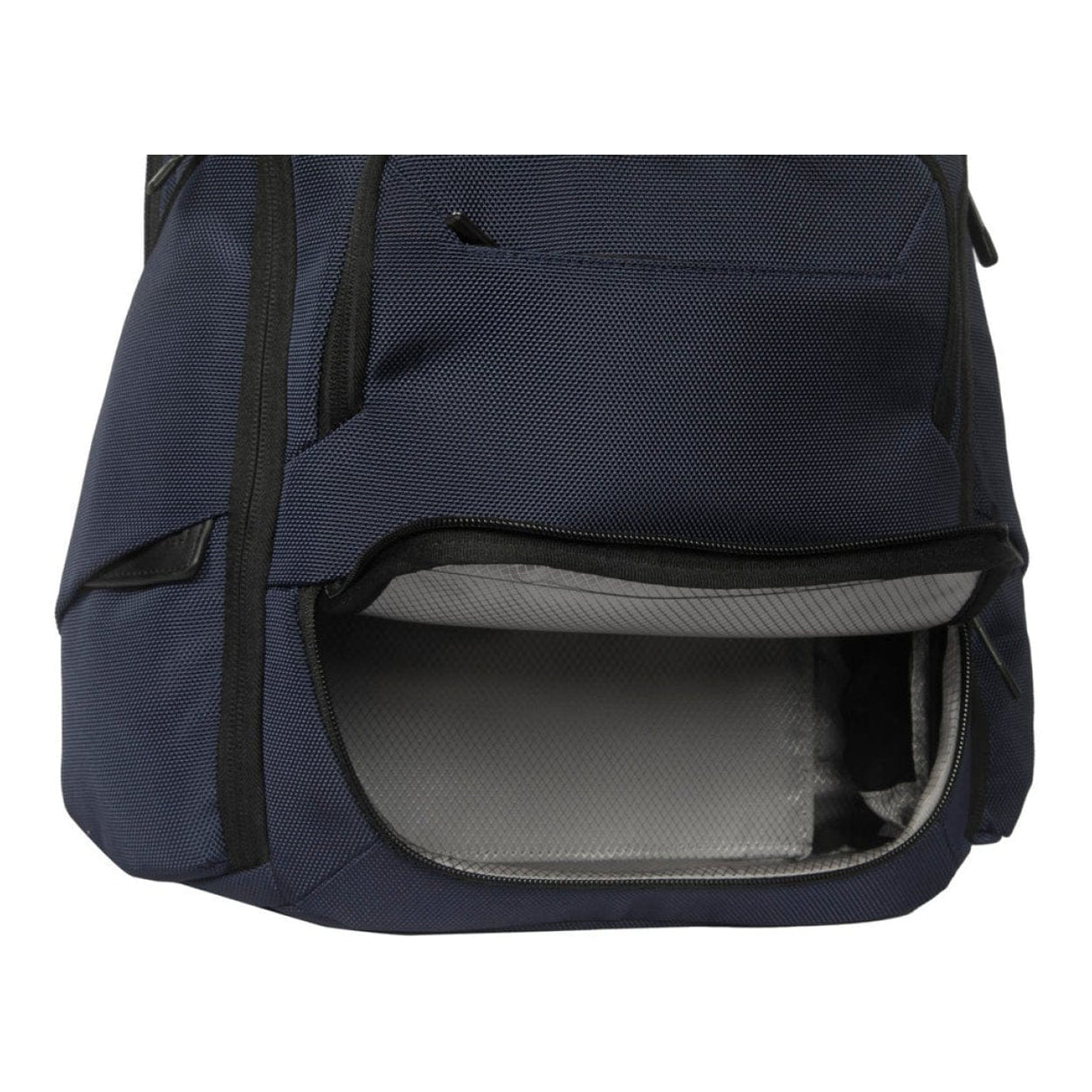 Targus 16-inch HeritageLuxe Notebook Travel Backpack Blue TBB65602GL