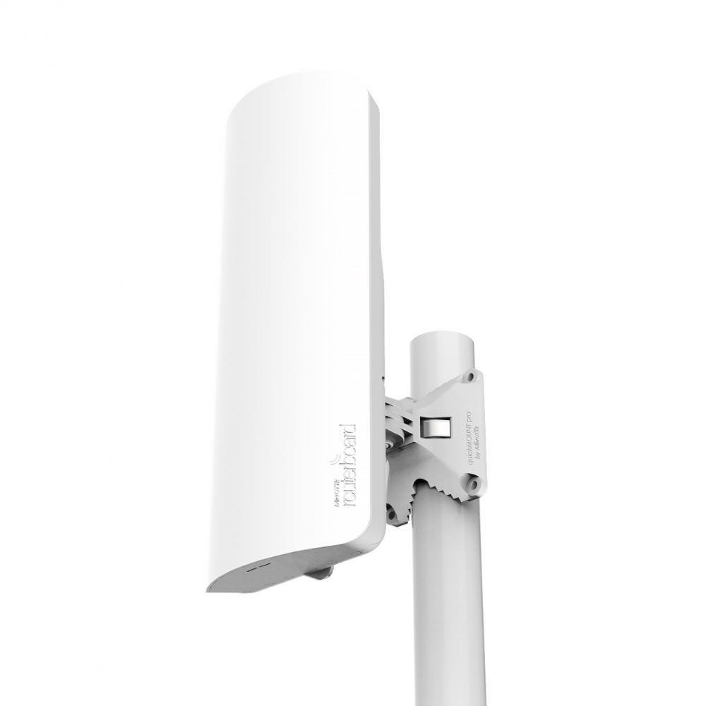 Mikrotik mANTBox 15s 120-Degree Integrated Sector RB921GS-5HPACD-15S