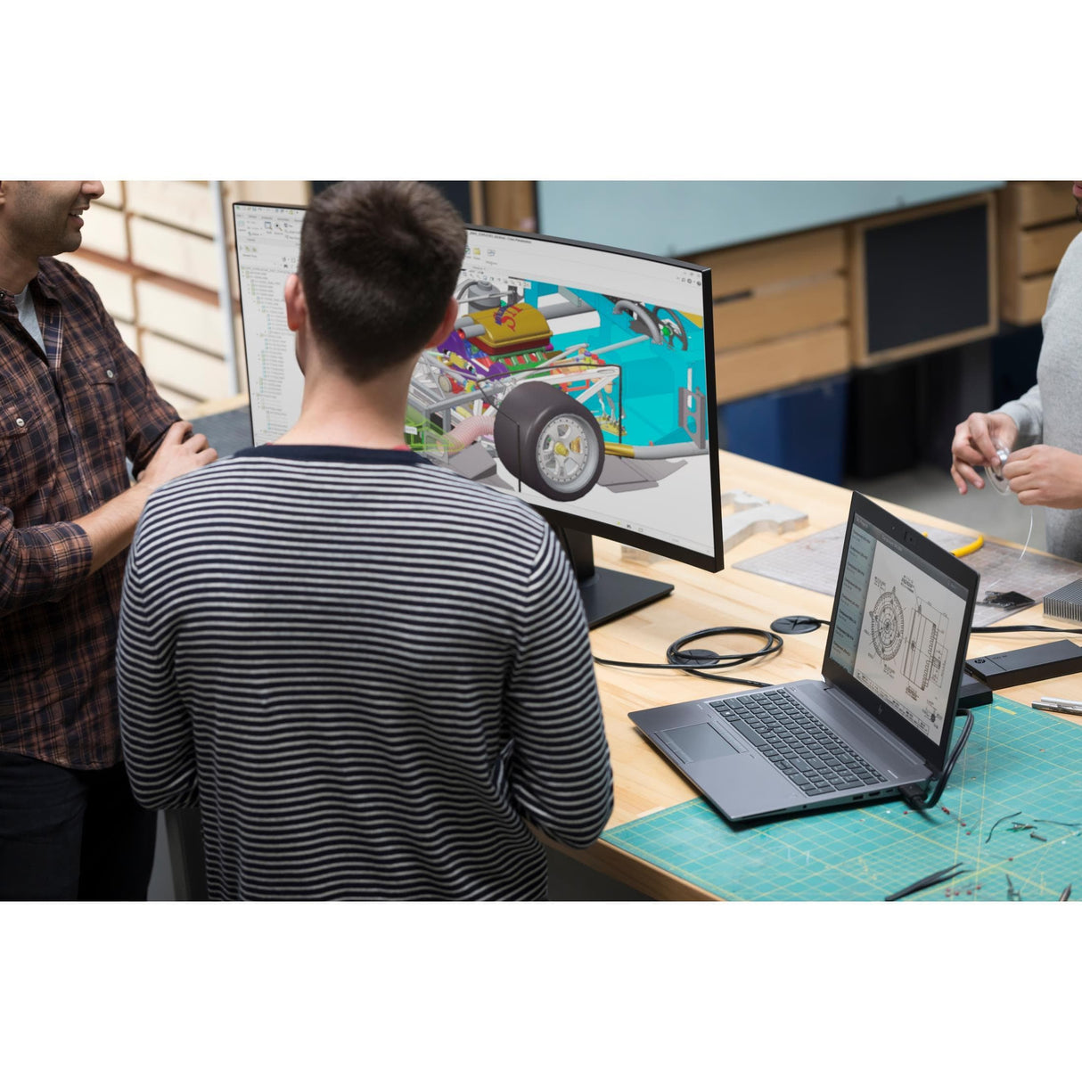 HP Z38c 37.5-inch 3840 x 1600px UWQHD+ 21:9 60Hz 5ms IPS Curved LED Monitor Z4W65A4