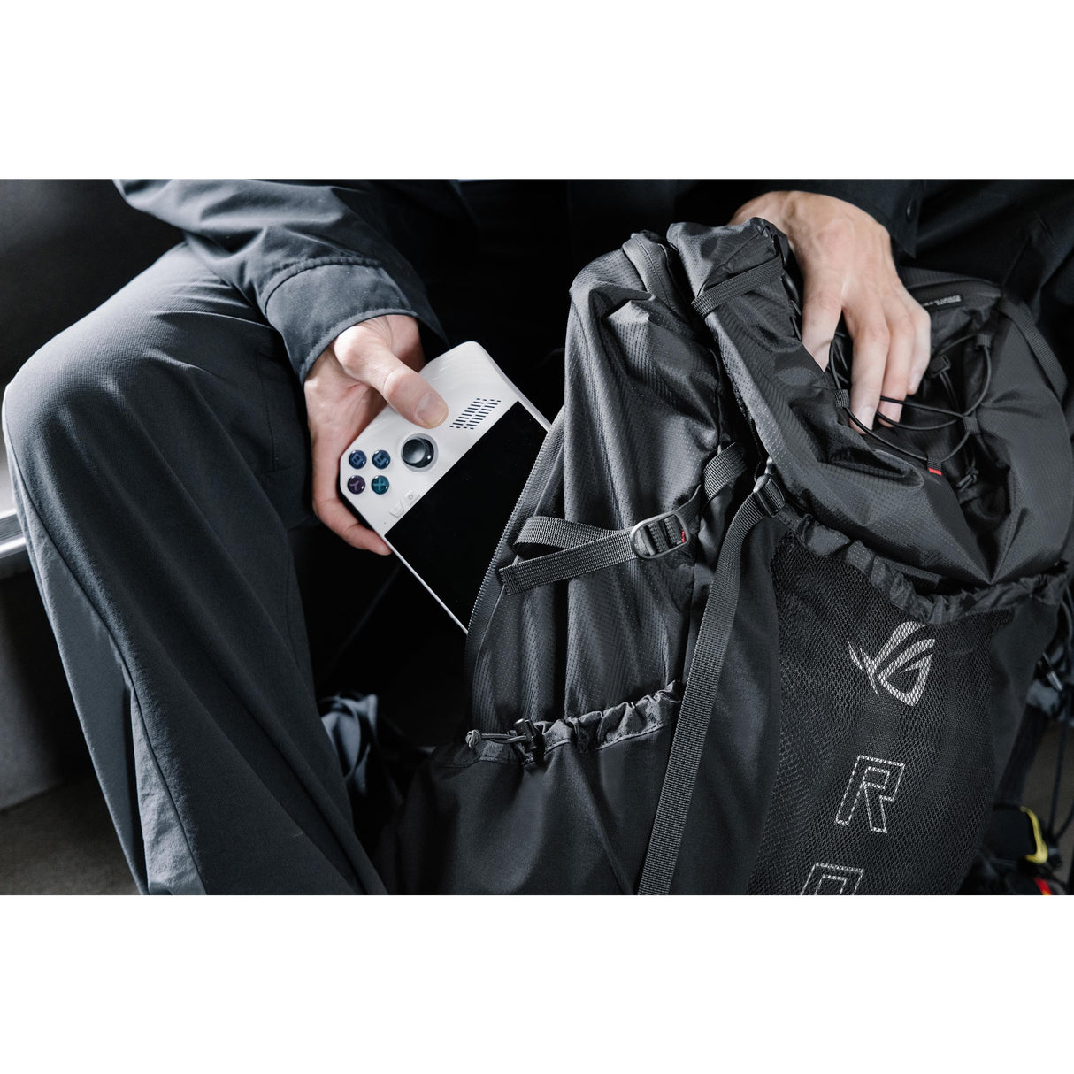 ASUS ROG BP3800 18-inch Archer ErgoAir Gaming Notebook Backpack - Black 90XB09H0-BBP000