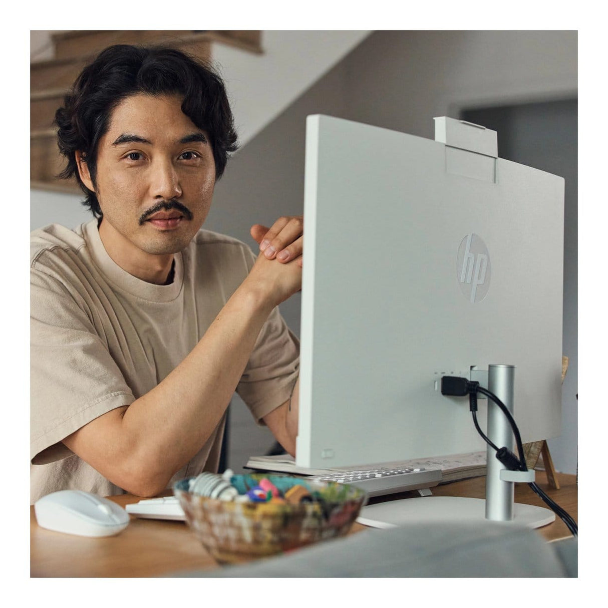 HP ProOne 240 G10 23.8-inch FHD All-in-One PC - Intel Core i7-1355U 512GB SSD 16GB RAM Win 11 Pro