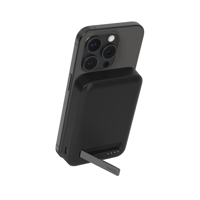 Belkin BoostCharge Pro 8000 mAh USB-C Magnetic Power Bank Black BPD007btBK