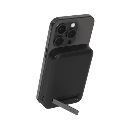 Belkin BoostCharge Pro 8000 mAh USB-C Magnetic Power Bank Black BPD007btBK