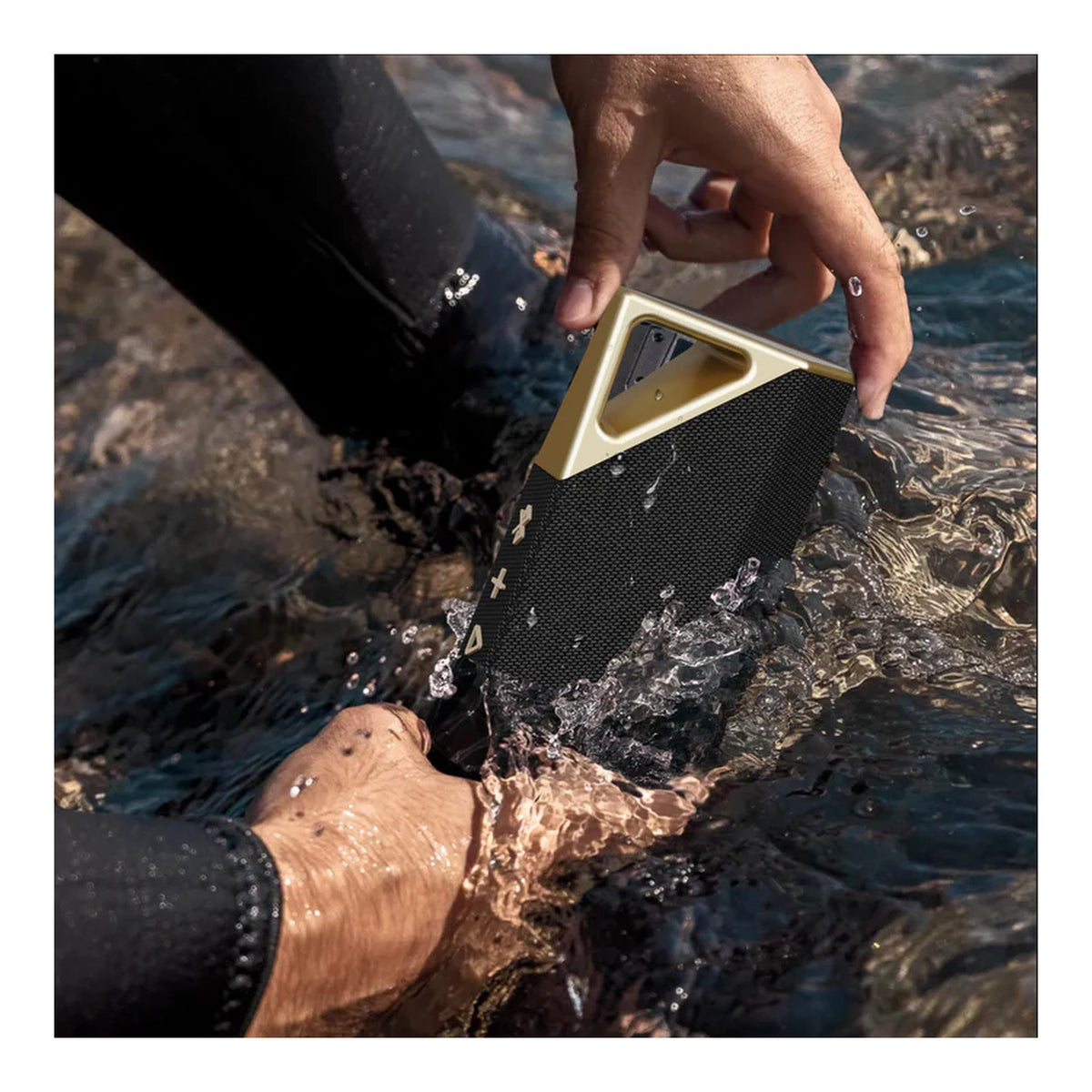 Bugani Brief Portable IPX7 Wireless Bluetooth Speaker - Black Gold BUG-BRIEF-BG