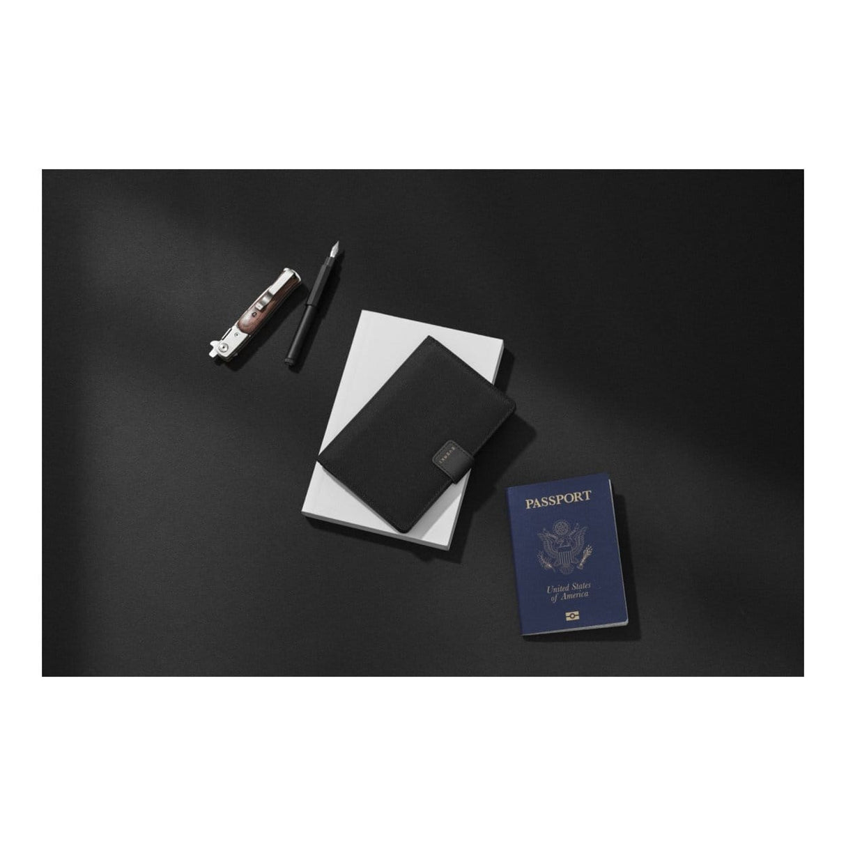 Everki Slim Profile Passport Holder with RFID Protection EKW230
