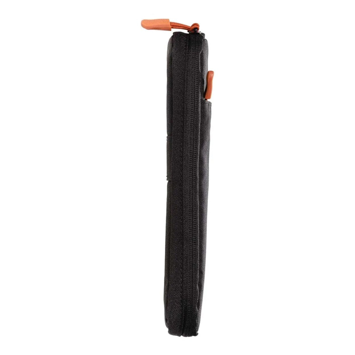 SwitchEasy Modern 14-inch Notebook Sleeve Black GMBP14039BK22