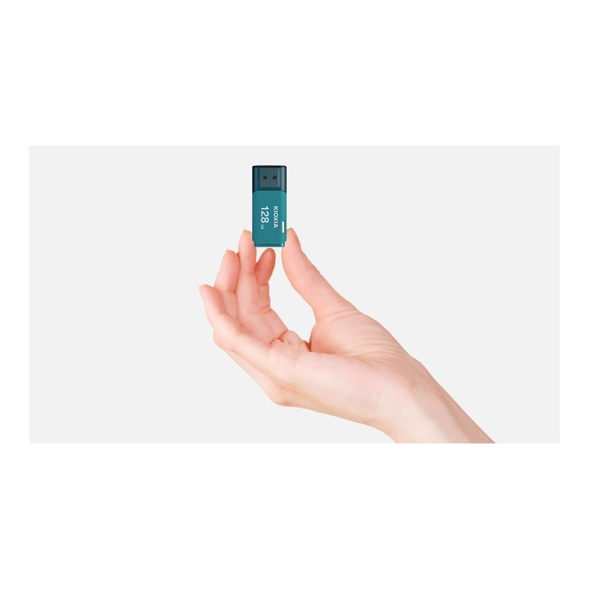 Kioxia LU202L128GG4 128GB USB Type-A 2.0 Blue USB Flash Drive
