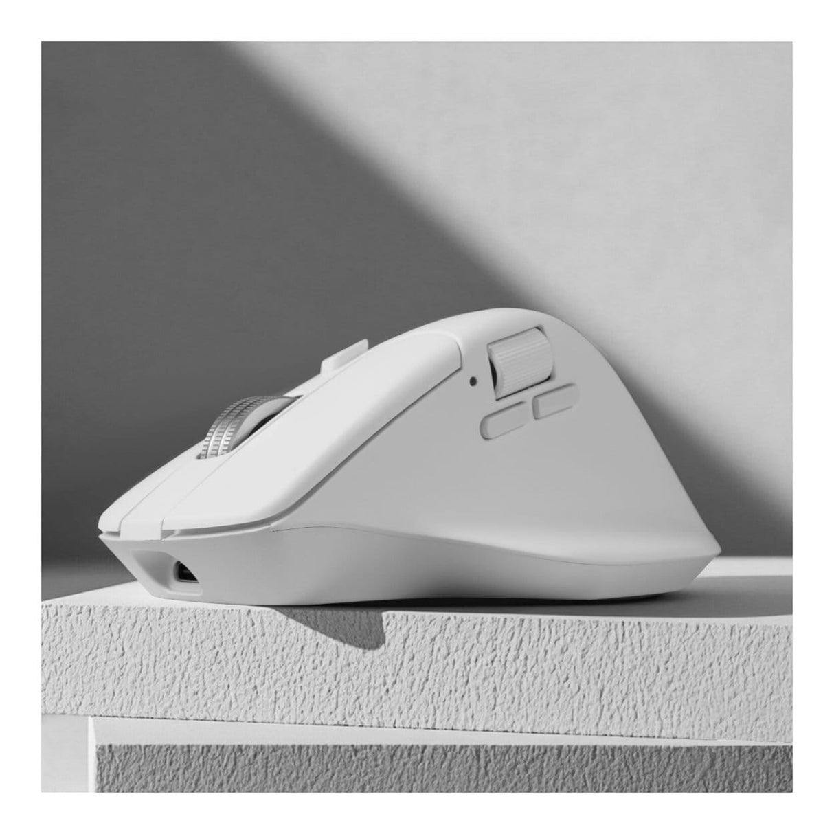 KeyChron M6SB72 1K Bluetooth 2.4GHz Wireless Mouse with Huano Silent Micro Switch - White M6S-B72