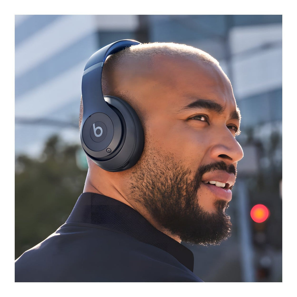 Beats Studio Pro Wireless Headphones - Navy MQTQ3AE/A