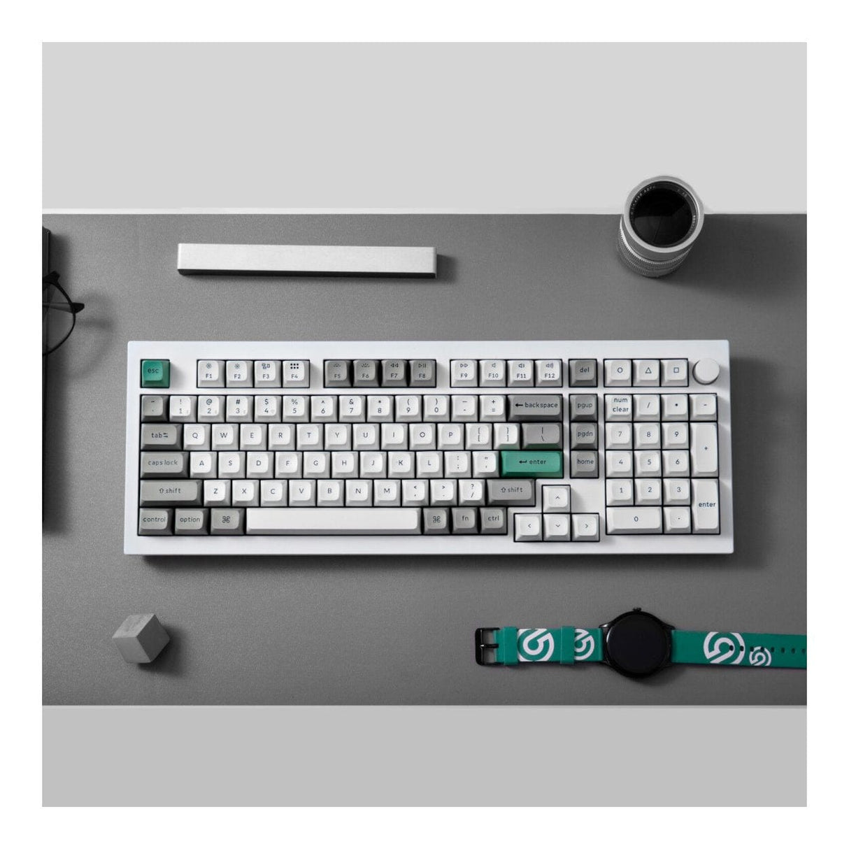 Keychron QMK/VIA Wireless Custom Keyboard - Shell White Q5M-P1