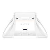 Razer Universal Xbox Pro Charging Stand Robot White RC21-01750300-R3M1