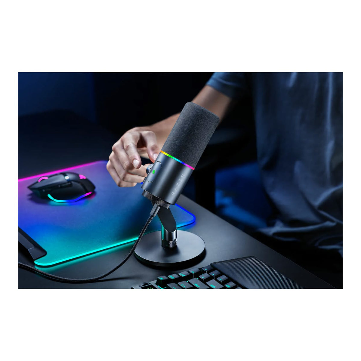 Razer Seiren V3 Pro Dynamic USB-C Streaming Microphone - Black RZ19-05500100-R3M1