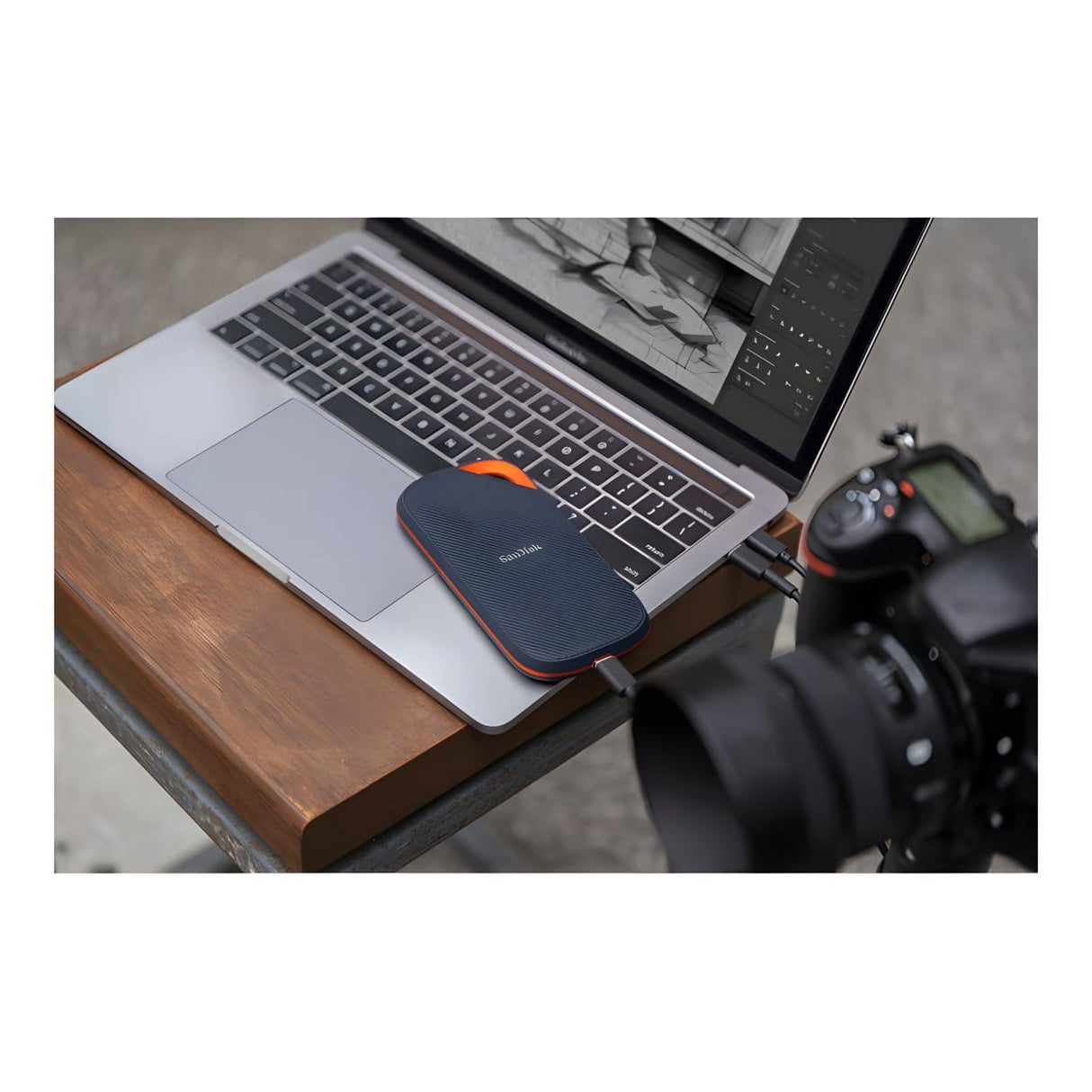 SanDisk Extreme Pro 2TB Black and Orange USB4 External SSD SDSSDE82-2T00-G25