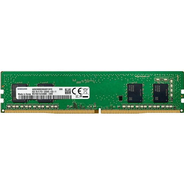 Samsung M378A1K43EB2-CWE U-DIMM Memory Module 8GB DDR4 3200MHz