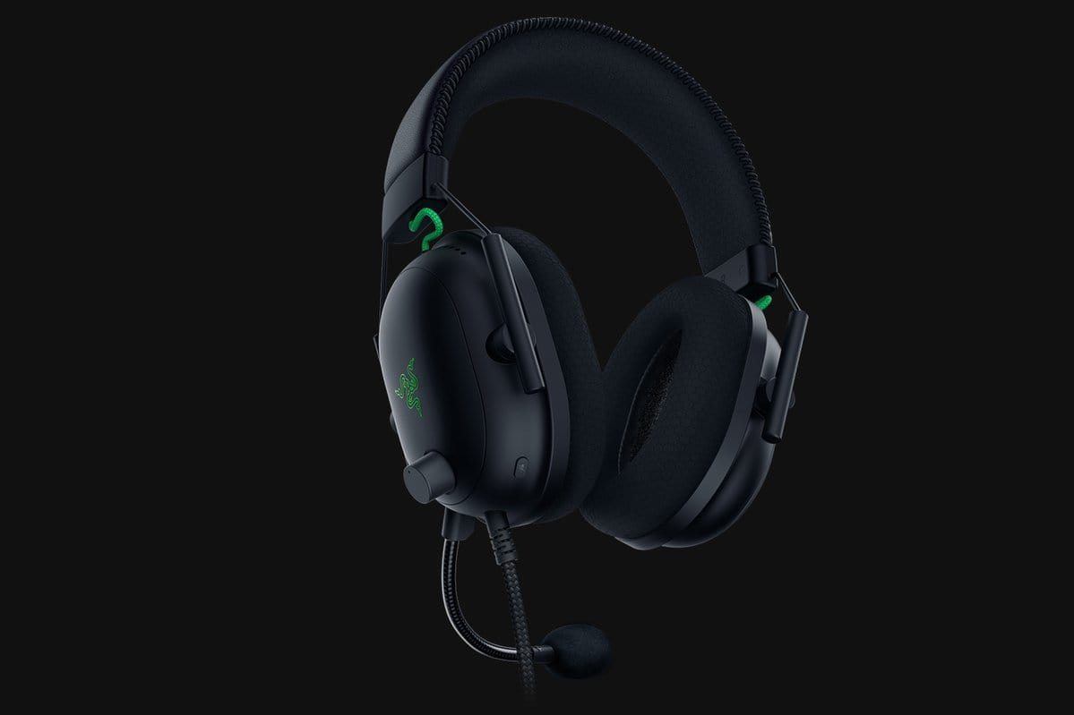 Razer Blackshark V2 Headset Head-band Black, Green 3.5 mm connector
