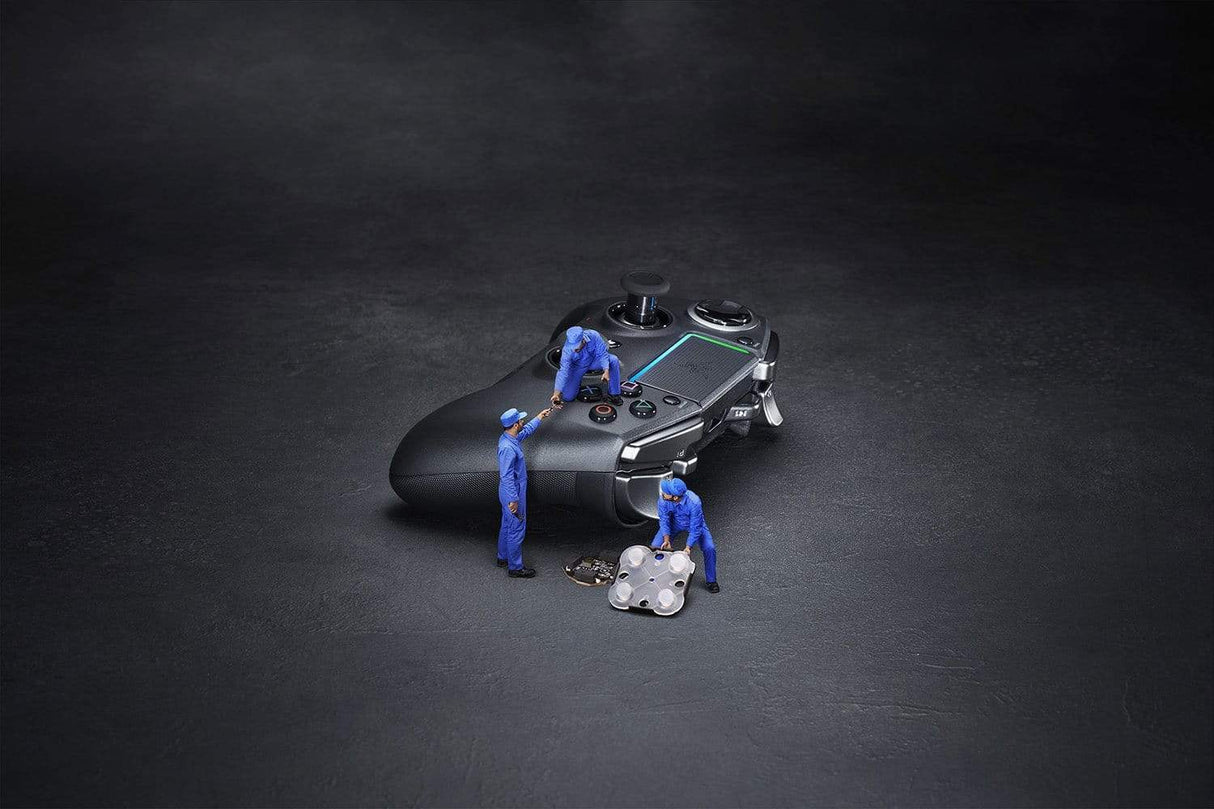 Razer Raiju Ultimate Gamepad PC and PS4 Analogue Digital Bluetooth Black RZ06-02600300-R3G1