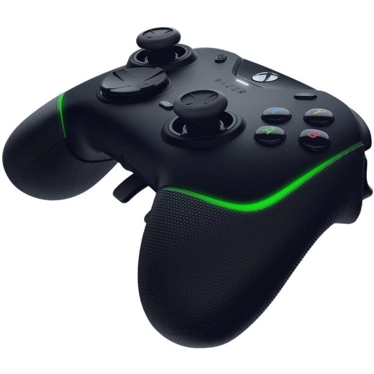 Razer Wolverine V2 Chroma Gaming Controller for XBX Black RZ06-04010100-R3M1
